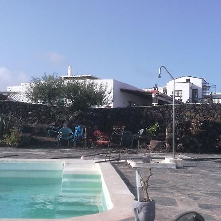 Отель El Cortijo Eco Finca Ье Экстерьер фото