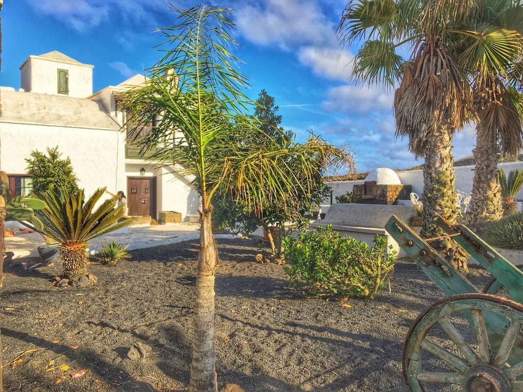Отель El Cortijo Eco Finca Ье Экстерьер фото
